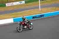 Vintage-motorcycle-club;eventdigitalimages;mallory-park;mallory-park-trackday-photographs;no-limits-trackdays;peter-wileman-photography;trackday-digital-images;trackday-photos;vmcc-festival-1000-bikes-photographs